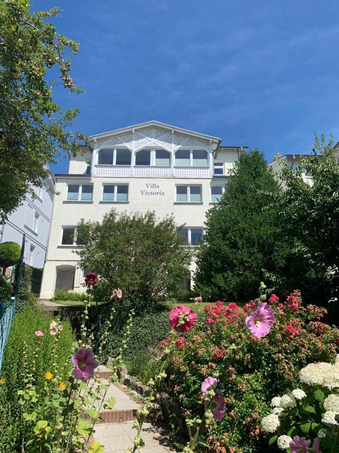 Villa Victoria Mit Meerblick ザスニッツ エクステリア 写真